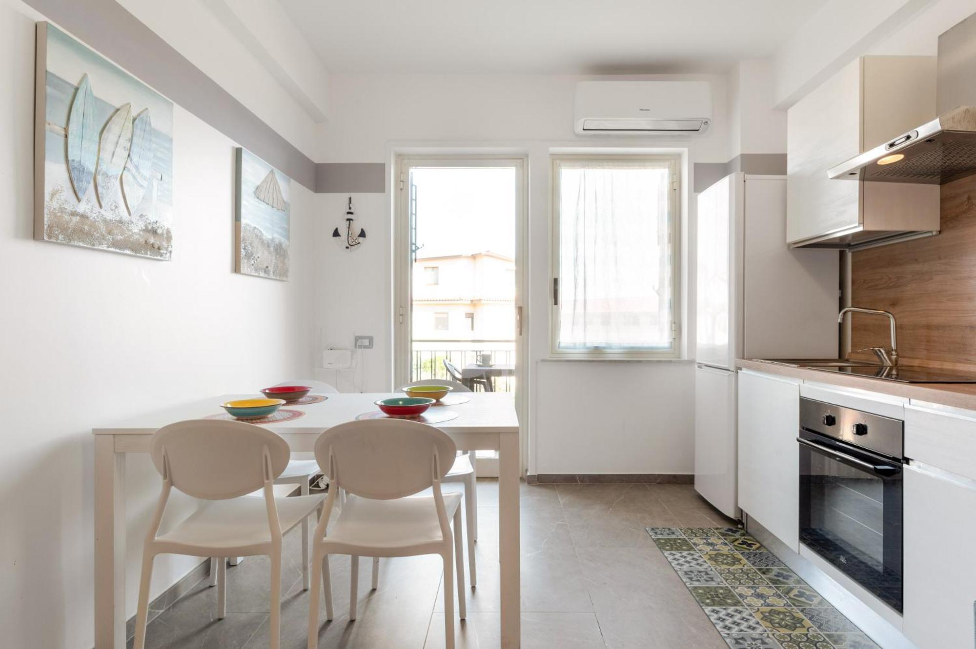 La Casa Di Tobia & Little Paradise Beach Apartments Giardini Naxos Bagian luar foto